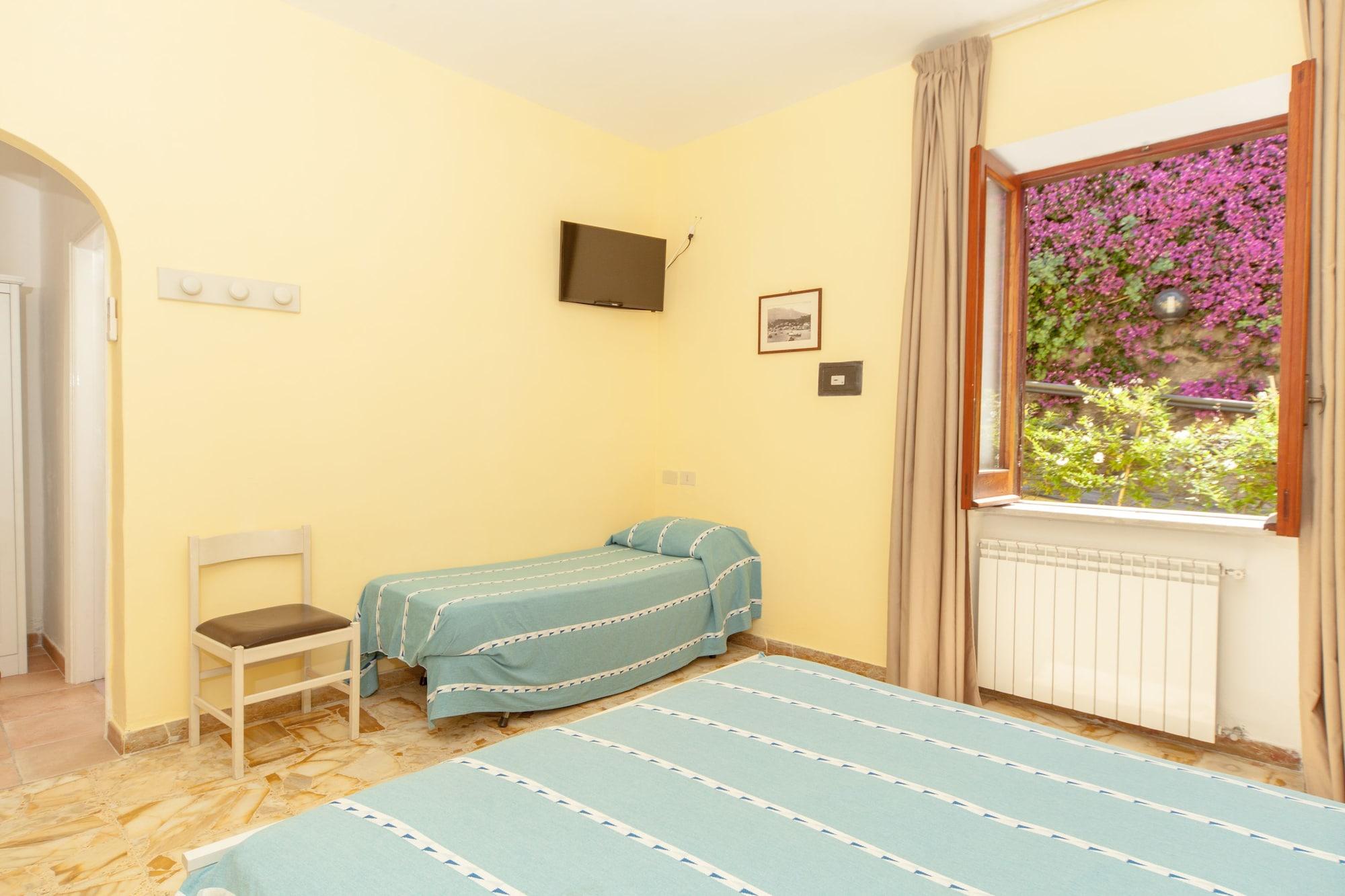 Hotel Ape Regina Casamicciola Terme ภายนอก รูปภาพ
