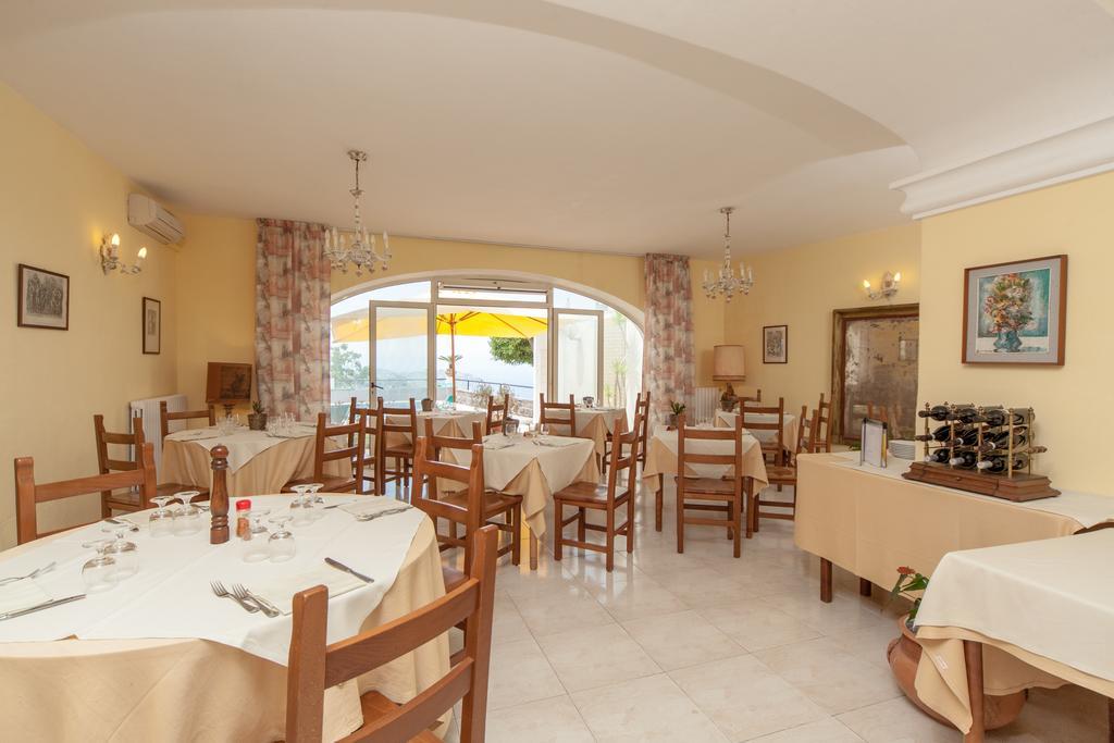 Hotel Ape Regina Casamicciola Terme ภายนอก รูปภาพ